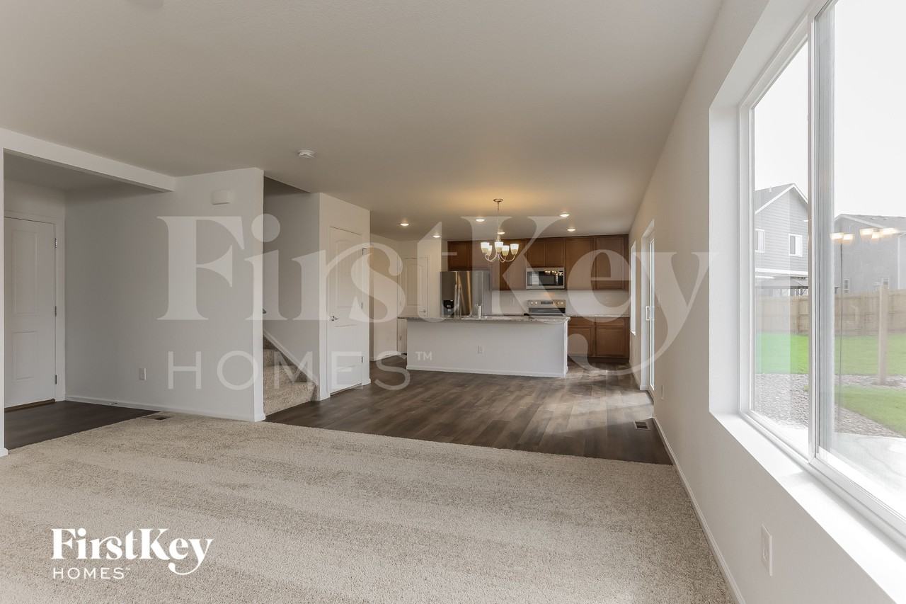 10249 Luneth Dr - Photo 4 of 15