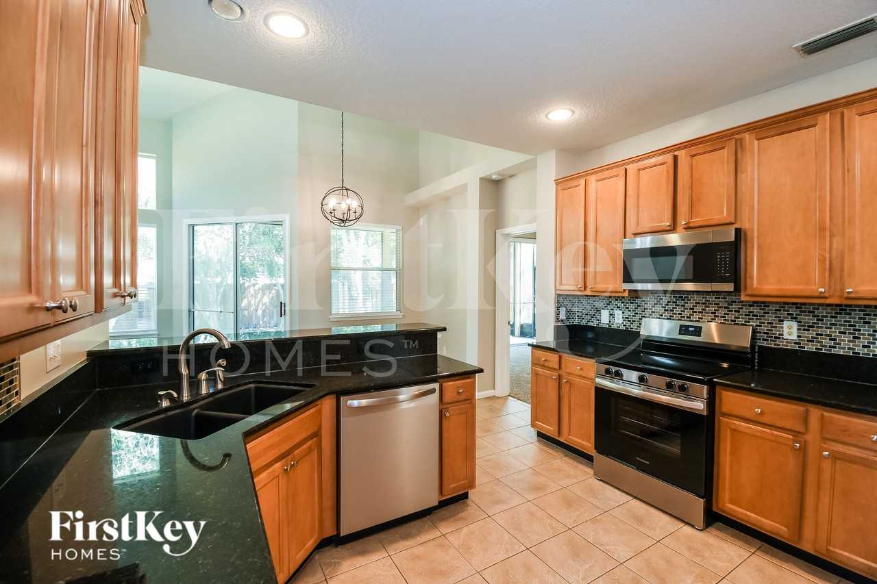 2593 Country Side Dr - Photo 7 of 17