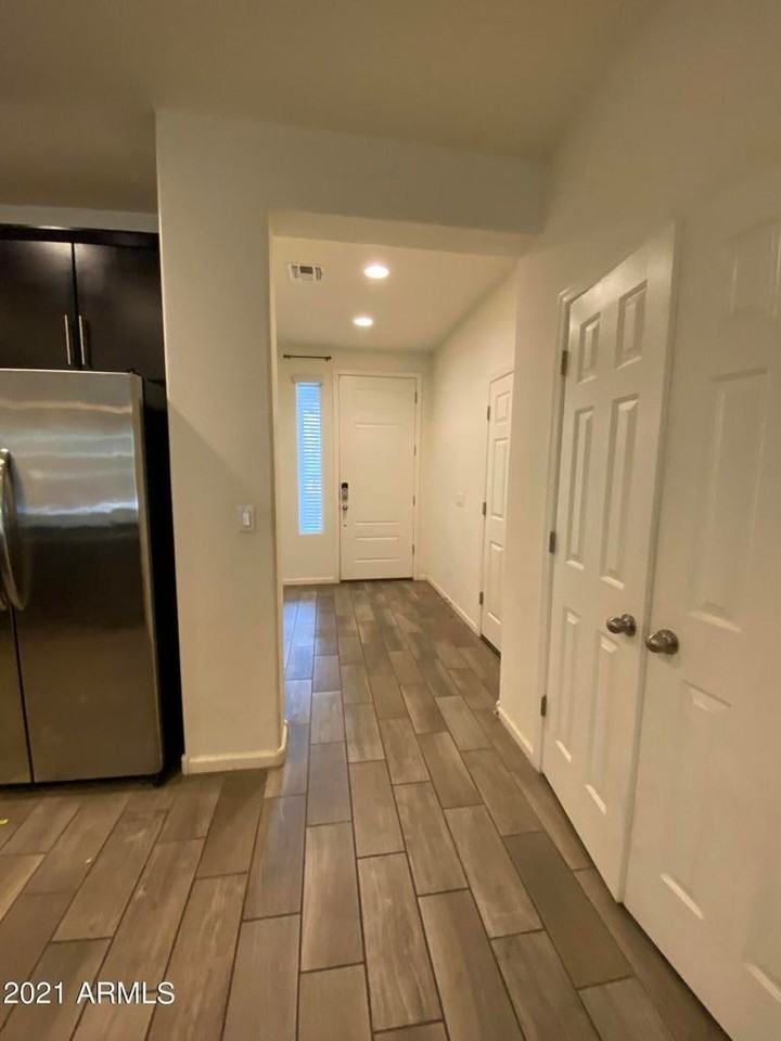 3549 E Apricot Ln - Photo 3 of 40