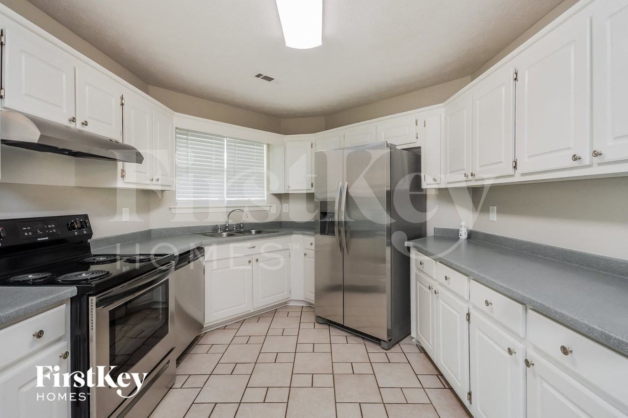 170 Falcon Ridge Dr - Photo 6 of 15
