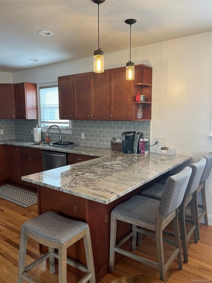 47 Brookline Ave - Photo 6 of 13