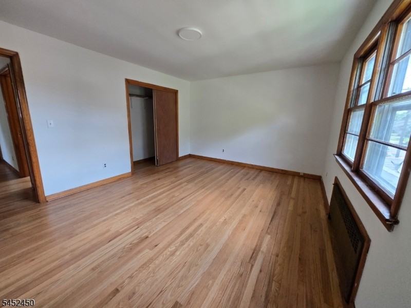 384 Delawanna Ave ##2 - Photo 5 of 13
