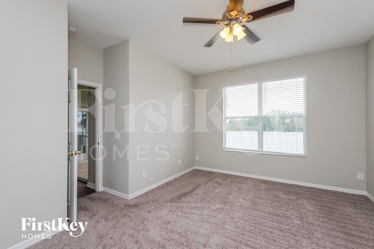527 Dunaway Dr - Photo 7 of 17