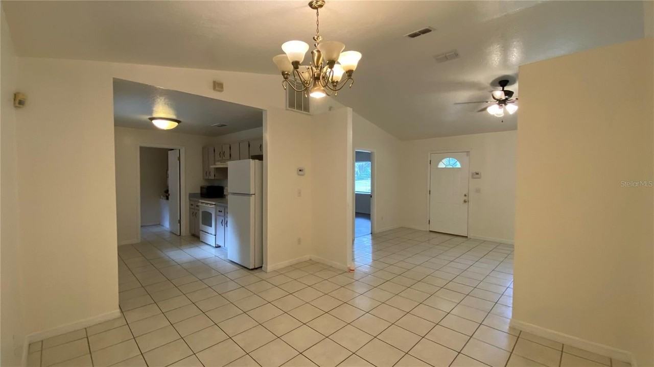 2717 Ne 17th Ave - Photo 5 of 32