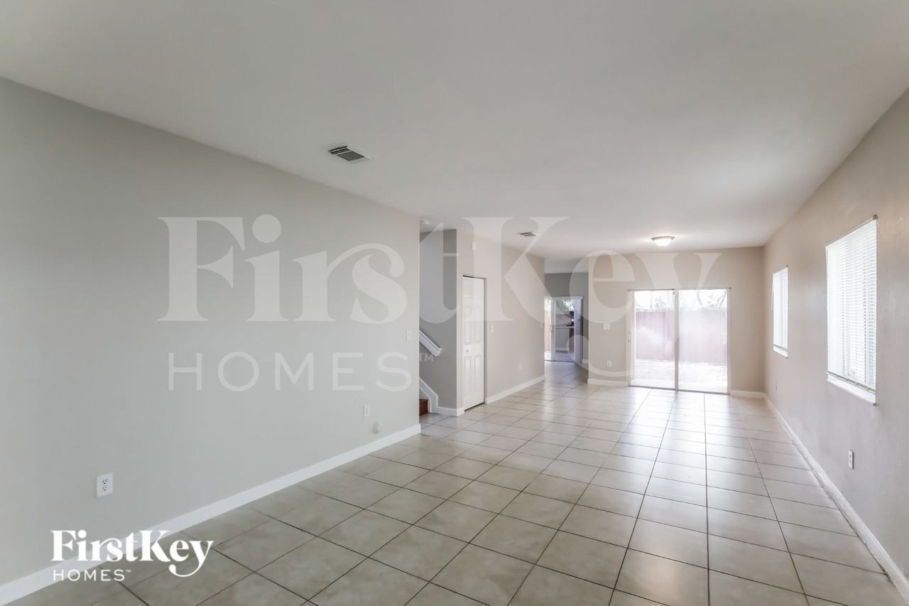 3432 Nedrive - Photo 2 of 20