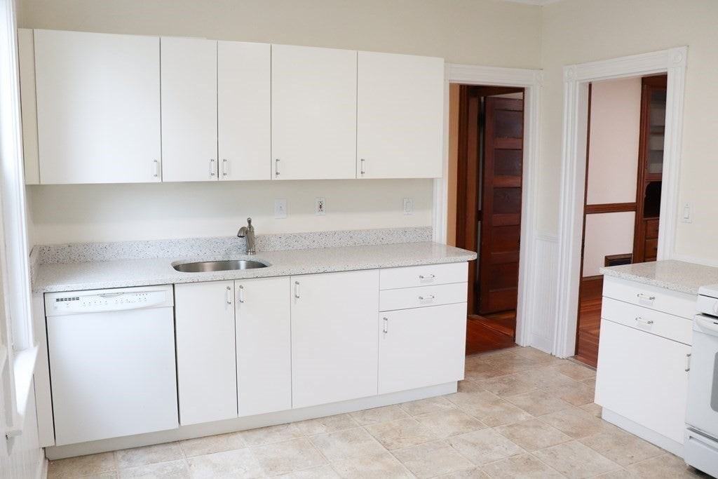 22 Gibson St - Photo 6 of 24
