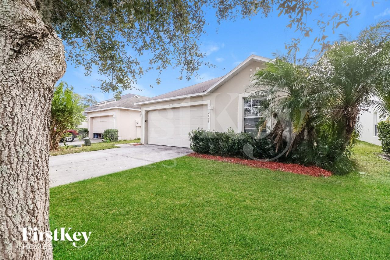 2648 Whispering Trails Dr - Photo 2 of 15