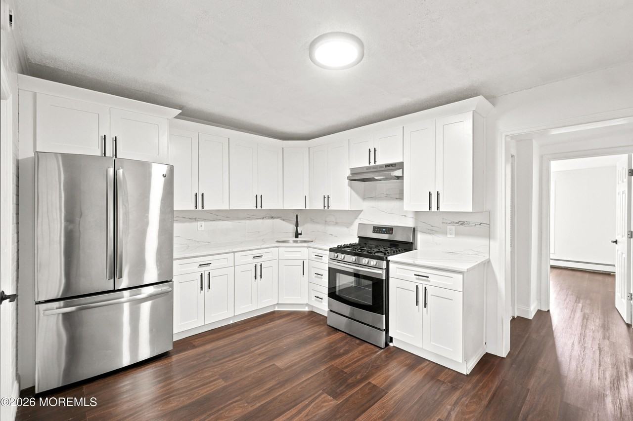 198 New Brunswick Ave - Photo 2 of 19