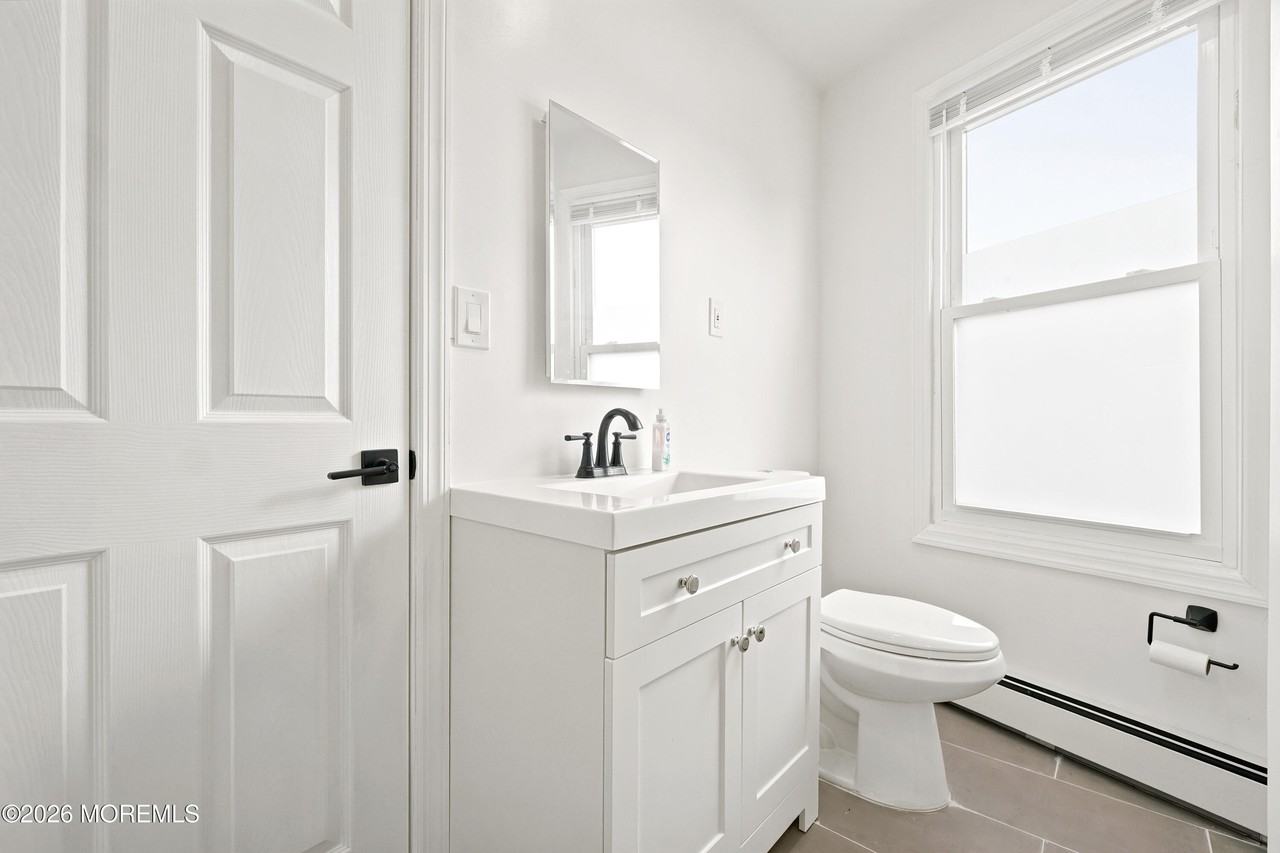 198 New Brunswick Ave - Photo 5 of 19