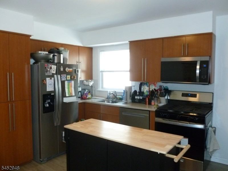 33 N Willow St ##1 - Photo 6 of 12