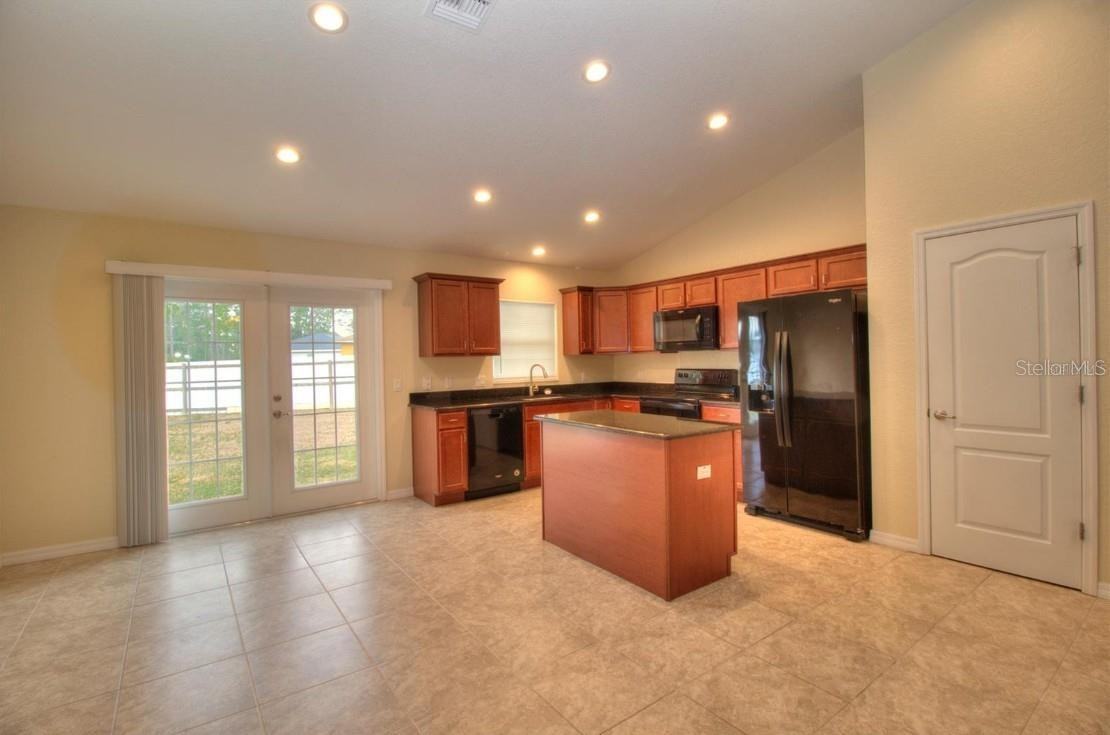 13 Hemlock Trace Ct - Photo 2 of 19
