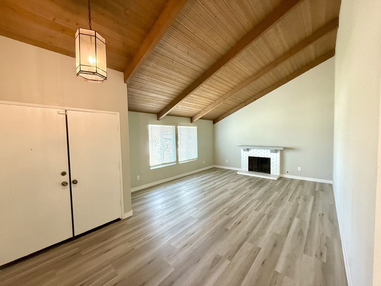 2382 Carlsbad Cir #1 - Photo 5 of 31