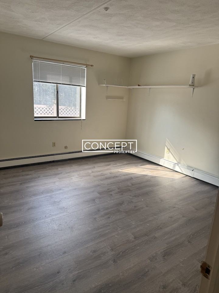 175 Adams St #13 - Photo 2 of 8