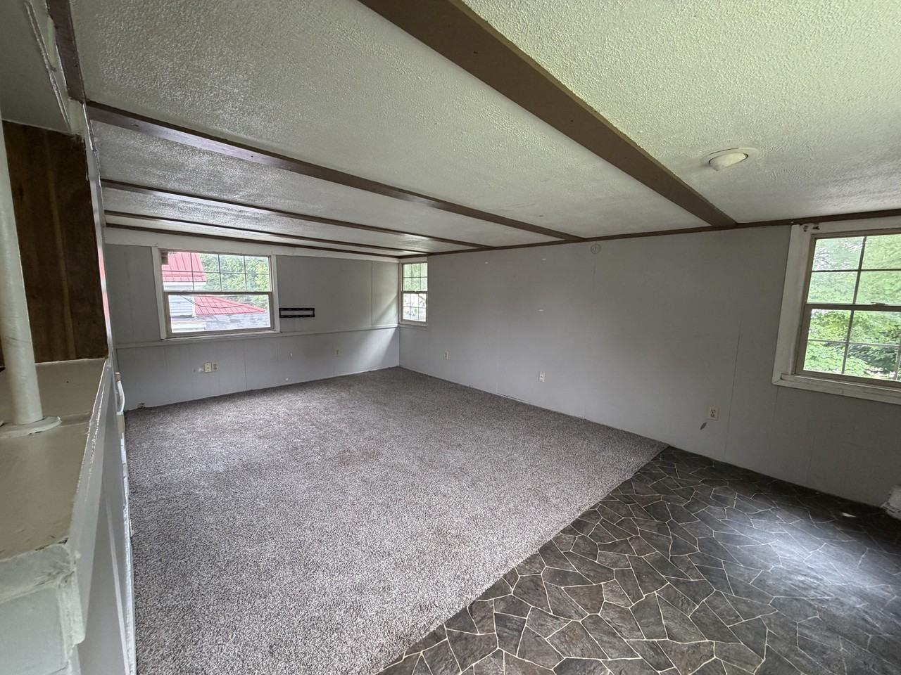 517 W Marion St #C - Photo 2 of 7