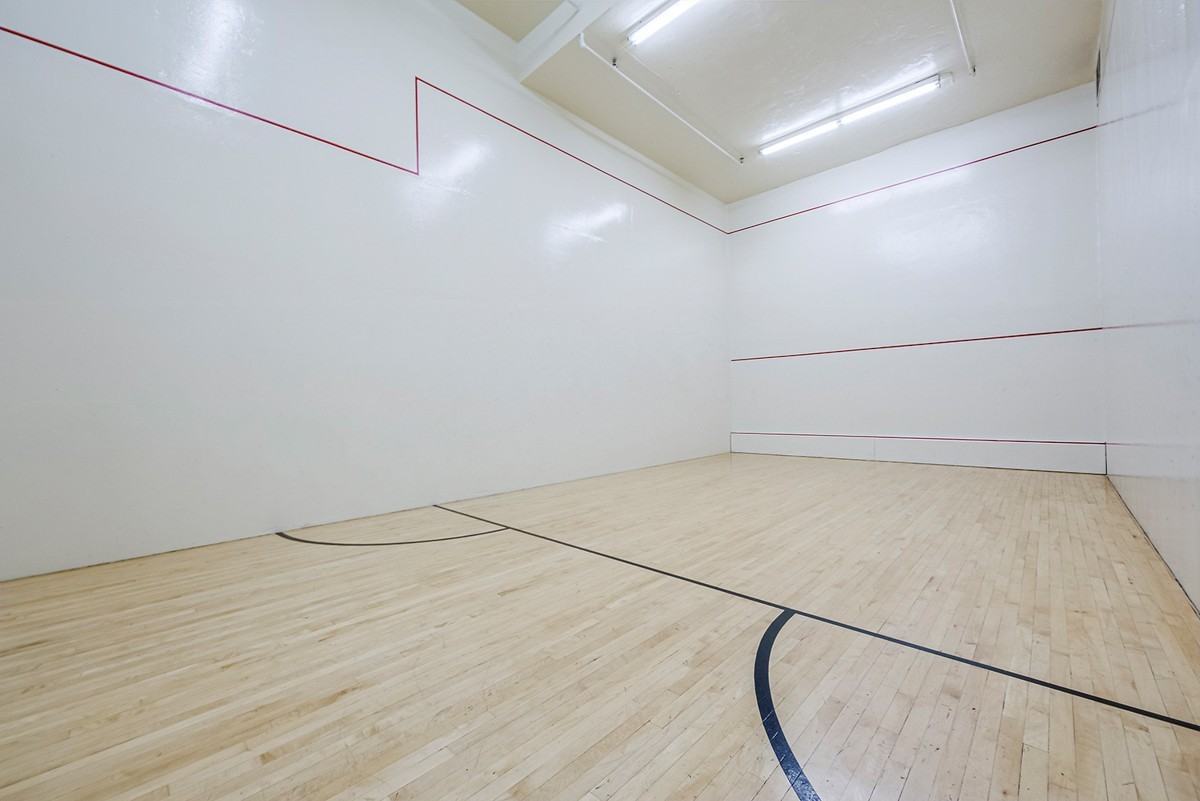 Upper Canada Court, West - Photo 7 of 11