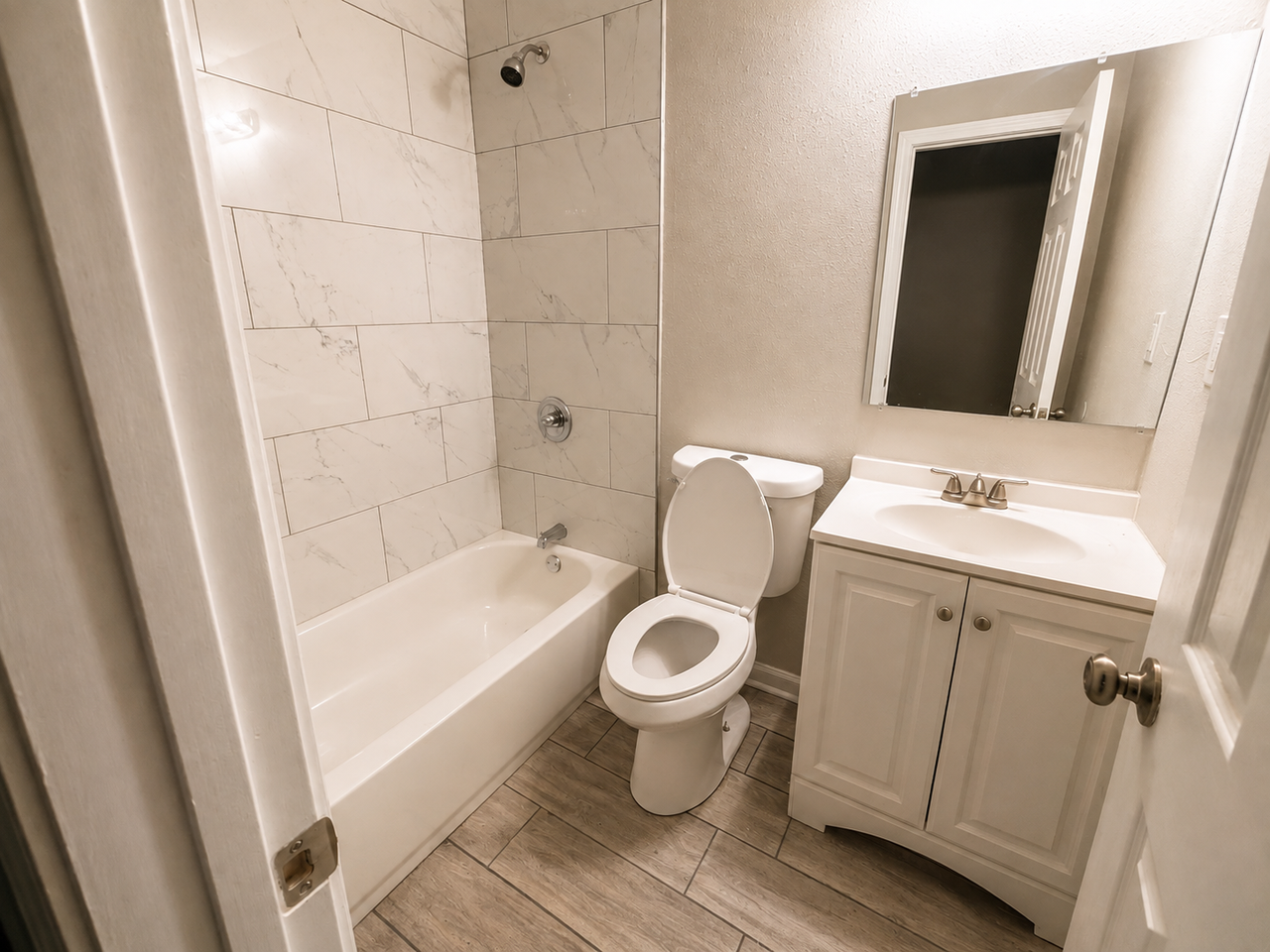 3744 Mandalay Dr #1 - Photo 6 of 10