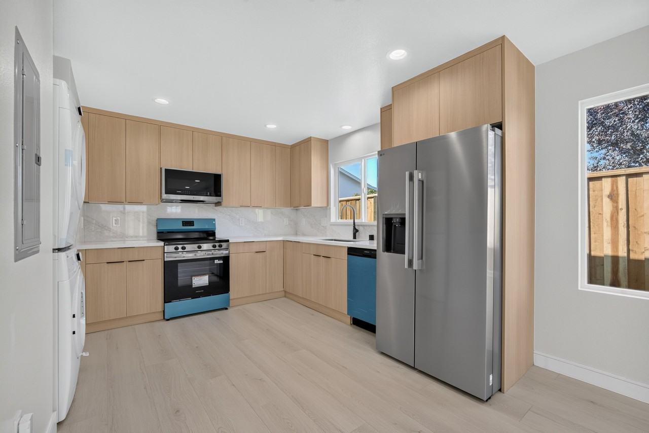 4565 Todd St #1 - Photo 5 of 10