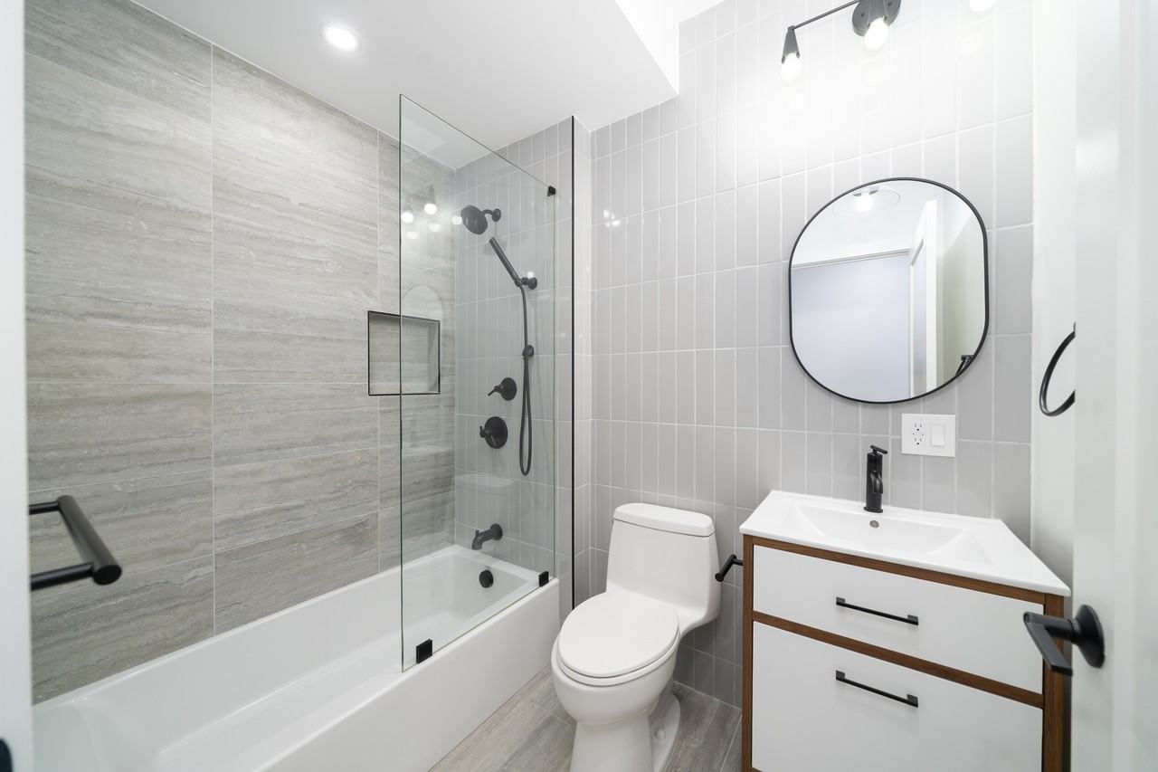 67 Virginia Avenue - 3Unit 3 #3 - Photo 7 of 10