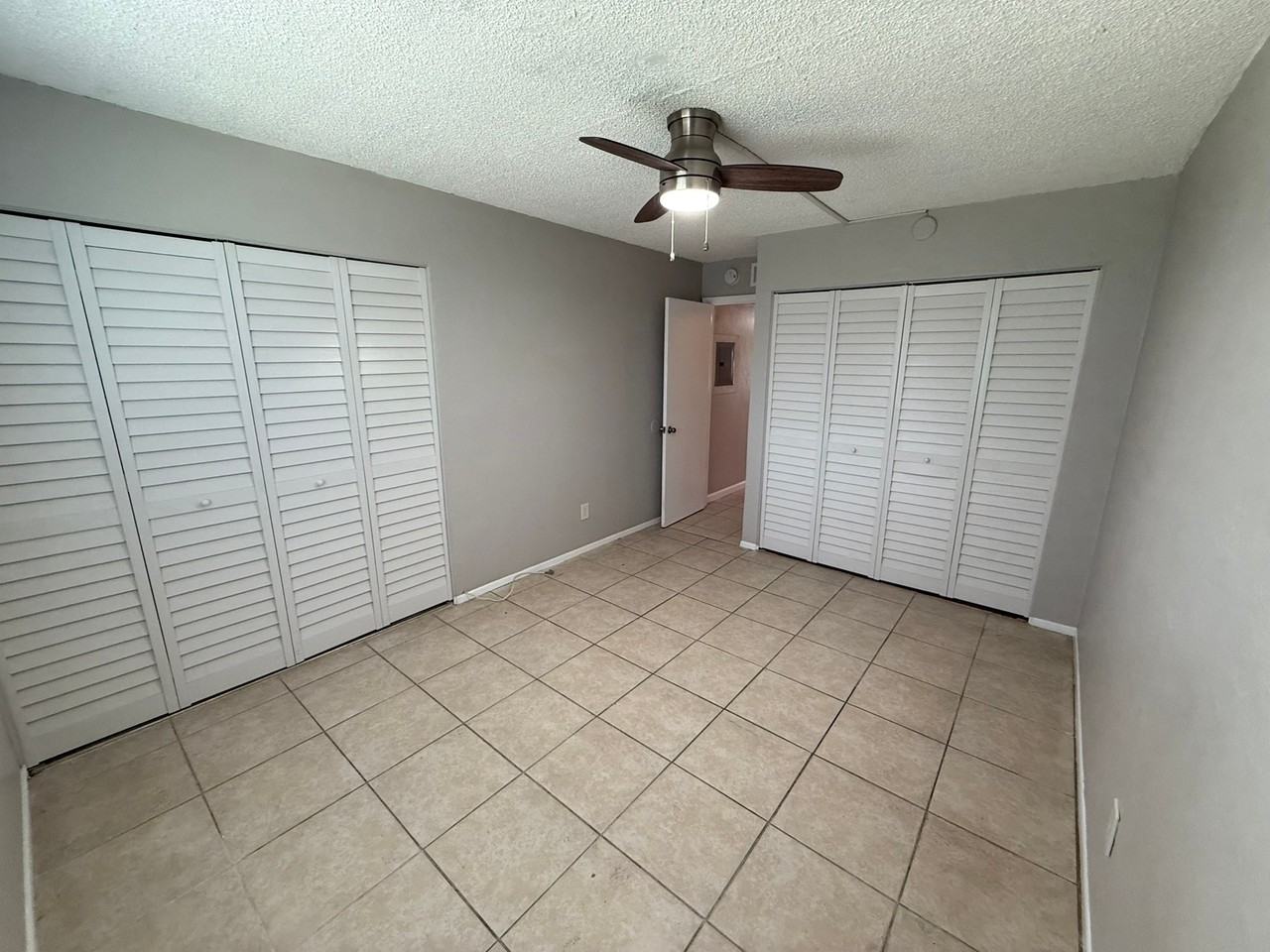 3322 Camelot Dr #C3 - Photo 7 of 16