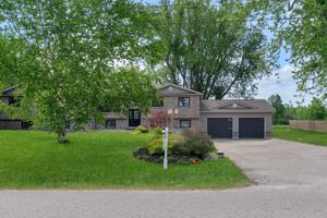 featured image of 1563 Sideroad 15 E