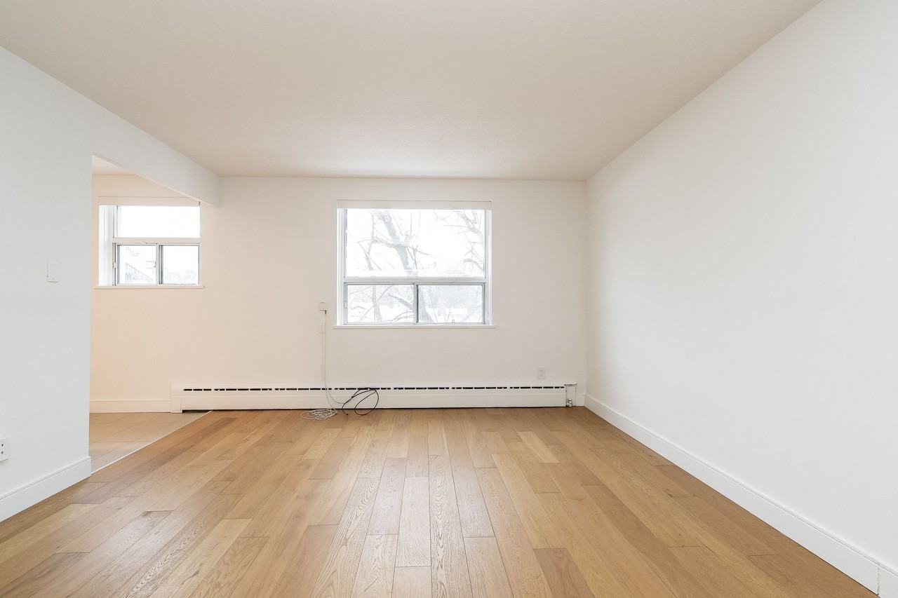 1420 Kingston Road - Photo 5 of 13