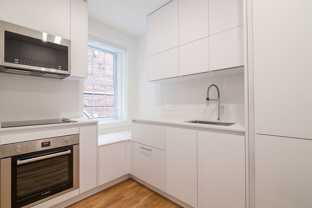 2060 du Fort Street - Photo 1 of 1