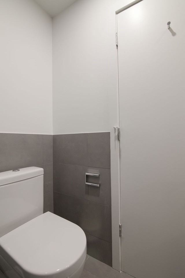 2060 du Fort Street - Photo 6 of 50