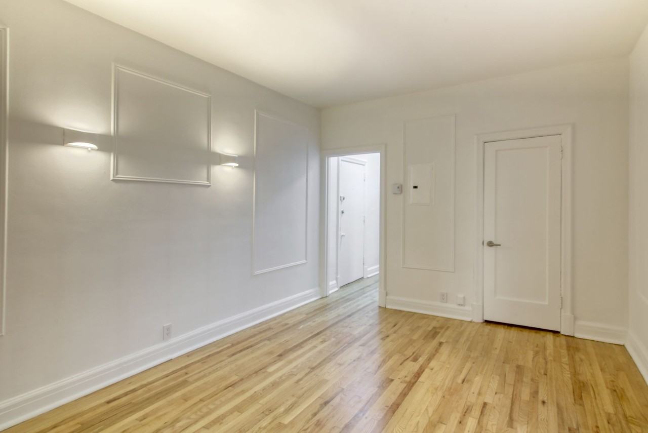2060 Rue Du Fort — photo 3