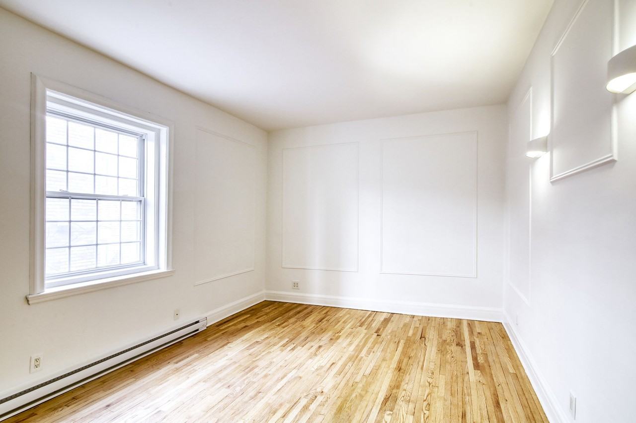 2060 Rue Du Fort — photo 3