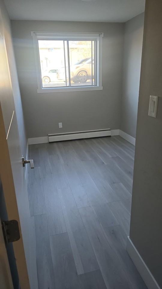 Fairfield Manor - Photo 6 of 6