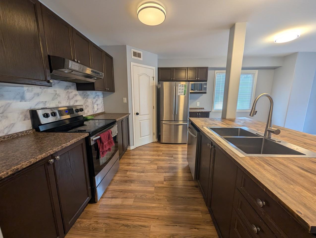708 Margaret Way - Photo 3 of 29