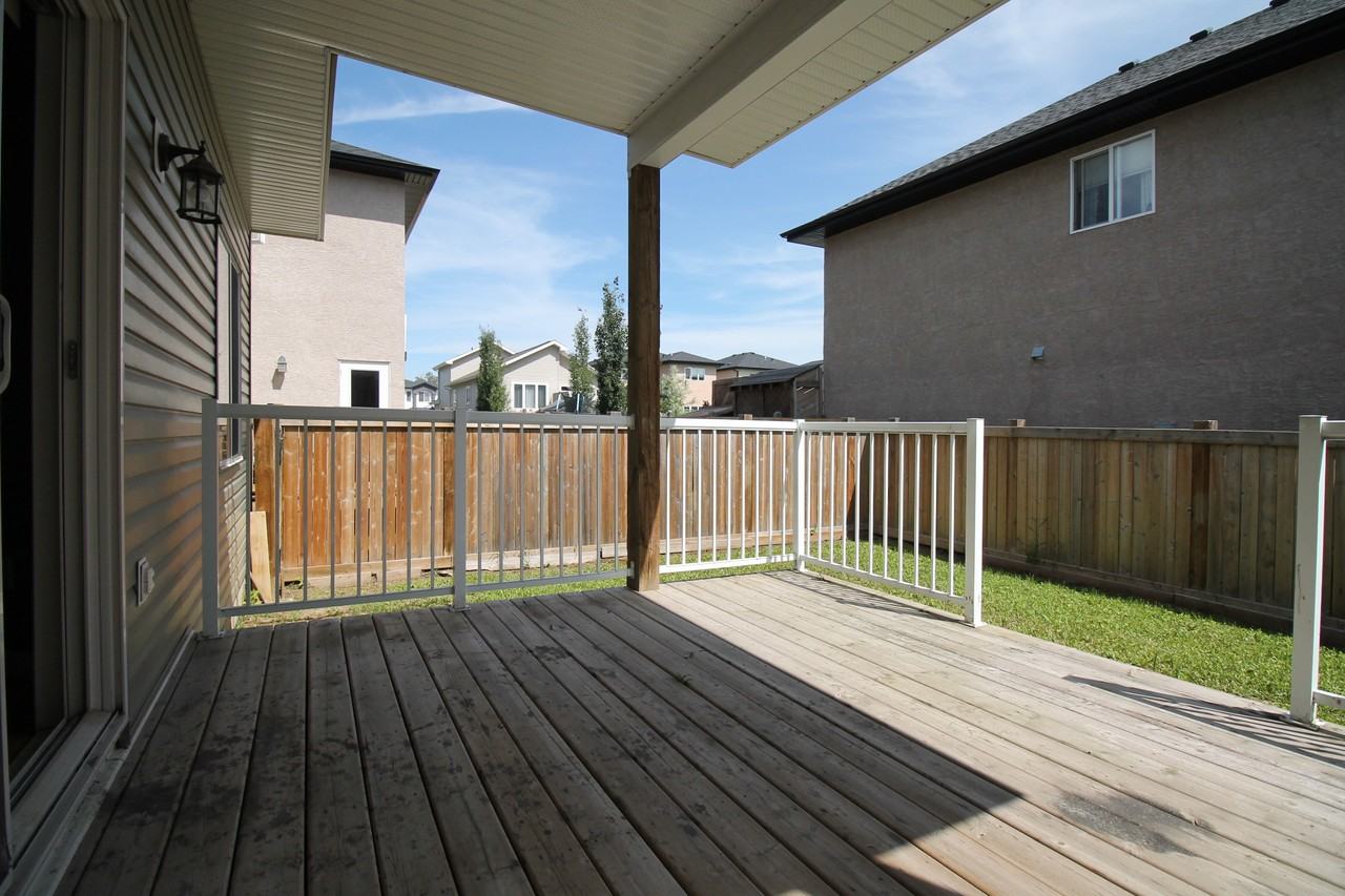 16119 141 St Nw - Photo 3 of 15