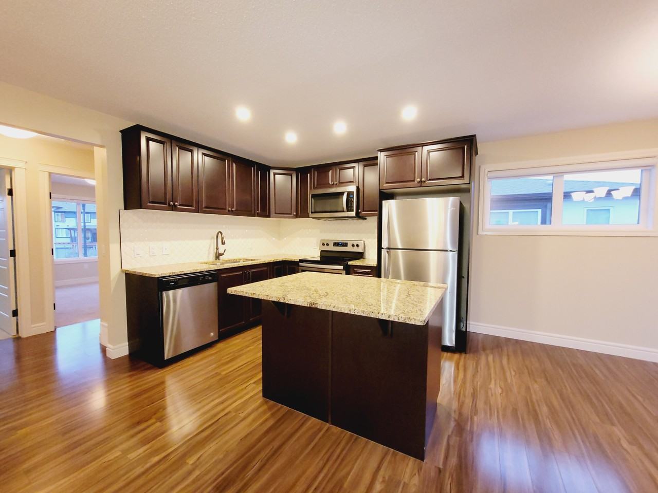 446 Allard Blvd Sw - Photo 4 of 20