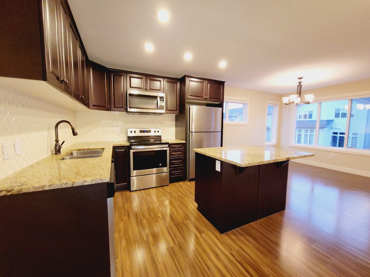 446 Allard Blvd Sw - Photo 5 of 20