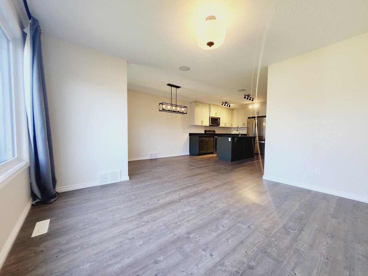 9388 224 St Nw - Photo 7 of 19