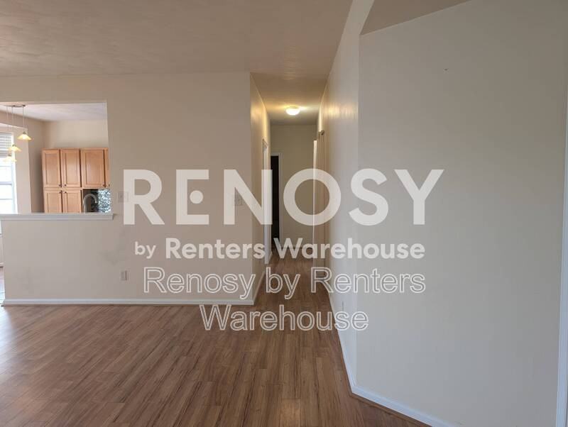 5520 Summer Cres - Photo 6 of 27