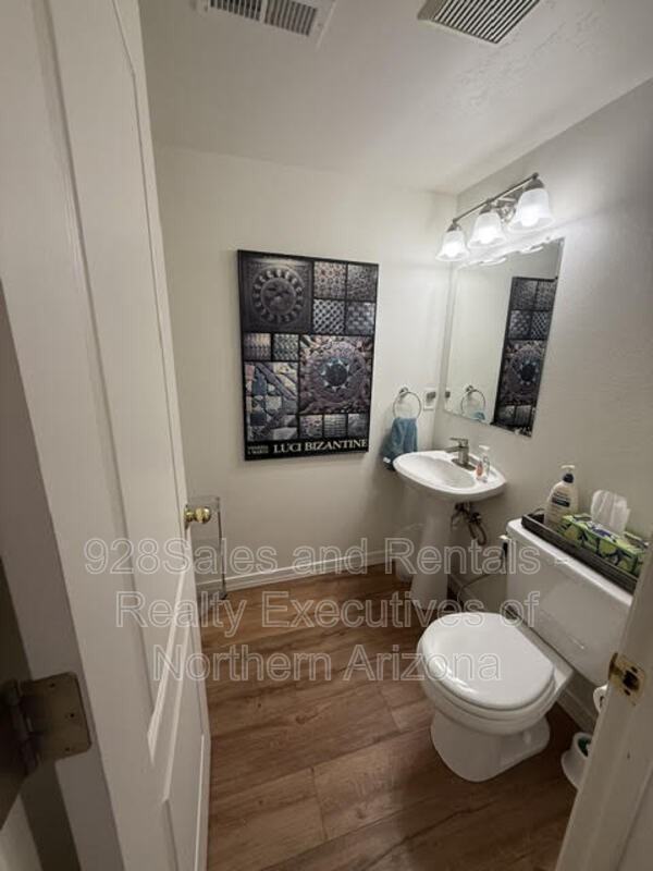 4110 E Village Cir - Photo 3 of 23