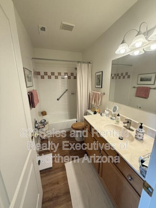 4110 E Village Cir - Photo 4 of 23