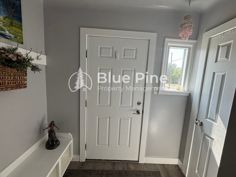 306 Lawton St #2 - Photo 2 of 13