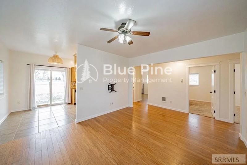 351 Westsouth - Photo 5 of 23
