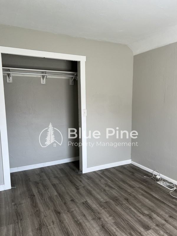 1136 S 2nd Ave #A - Photo 3 of 13