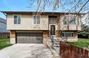 featured image of 1580 W Bora Bora Dr