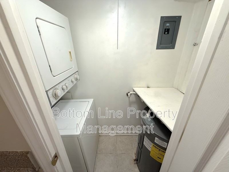 2336 Kenmore Ave #H - Photo 7 of 12