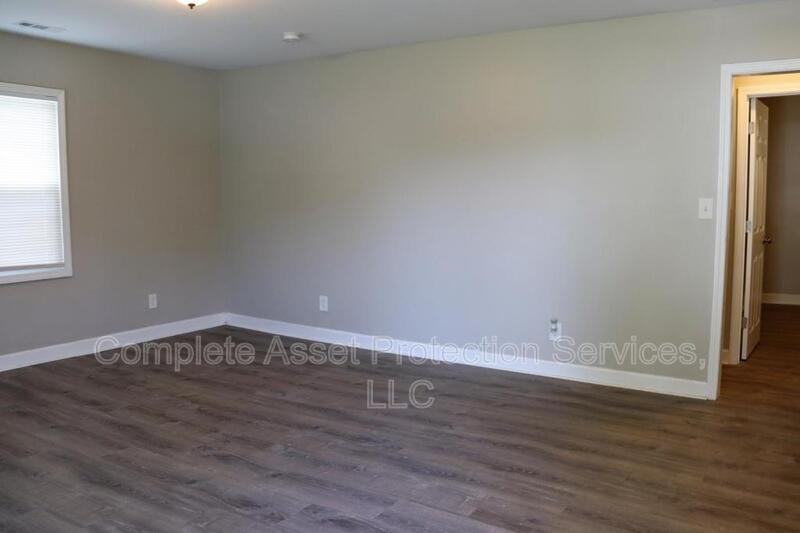 2873 New Hampshire St - Photo 5 of 16