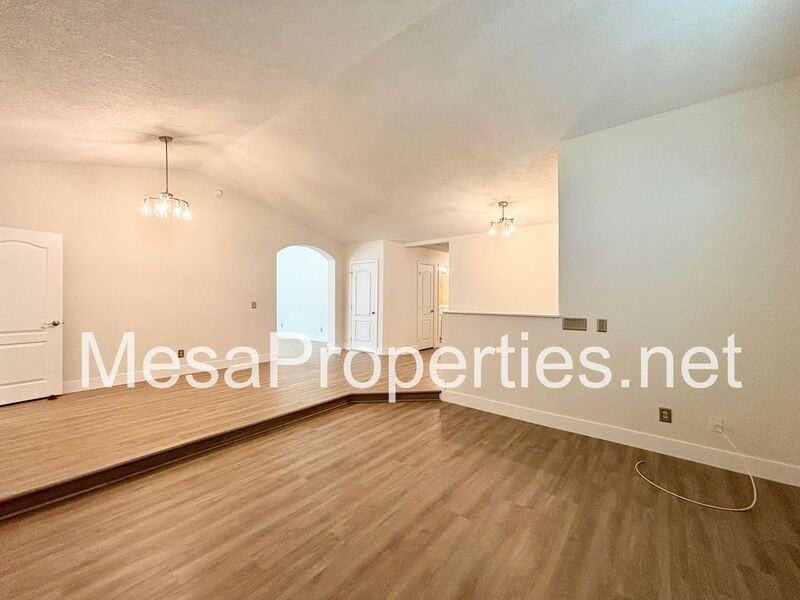 15185 Osceola Rd - Photo 6 of 30