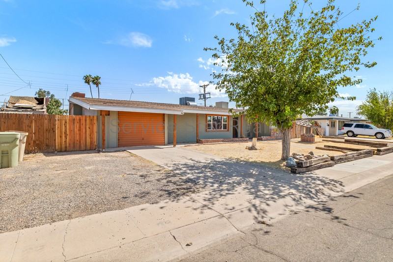 5939 W Orange Dr - Photo 2 of 29