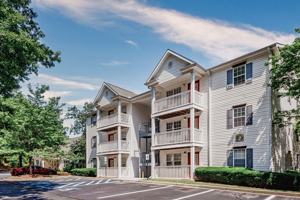 featured image of 423 Lindsay Rd
