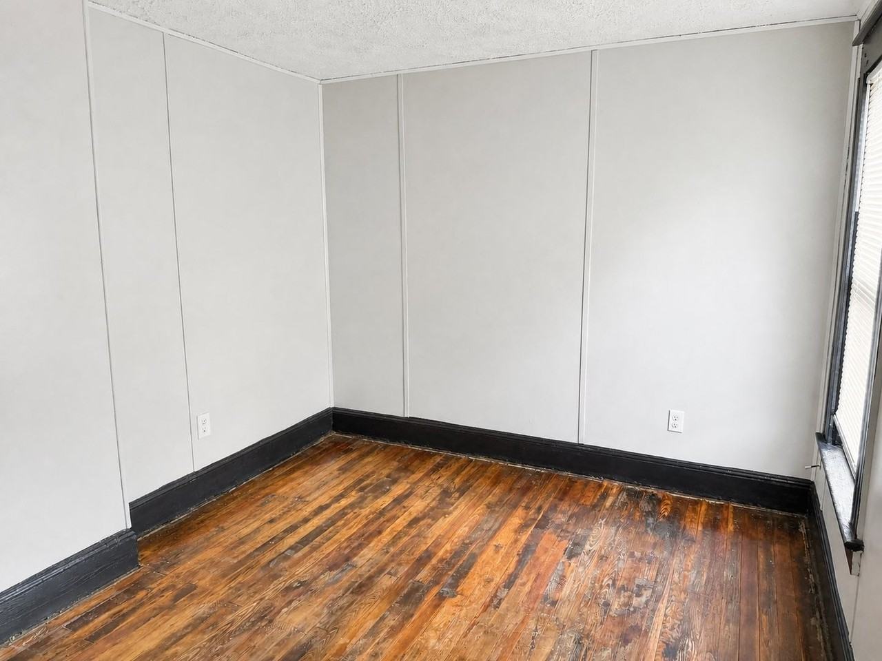 115 Mohawk St - Photo 2 of 8