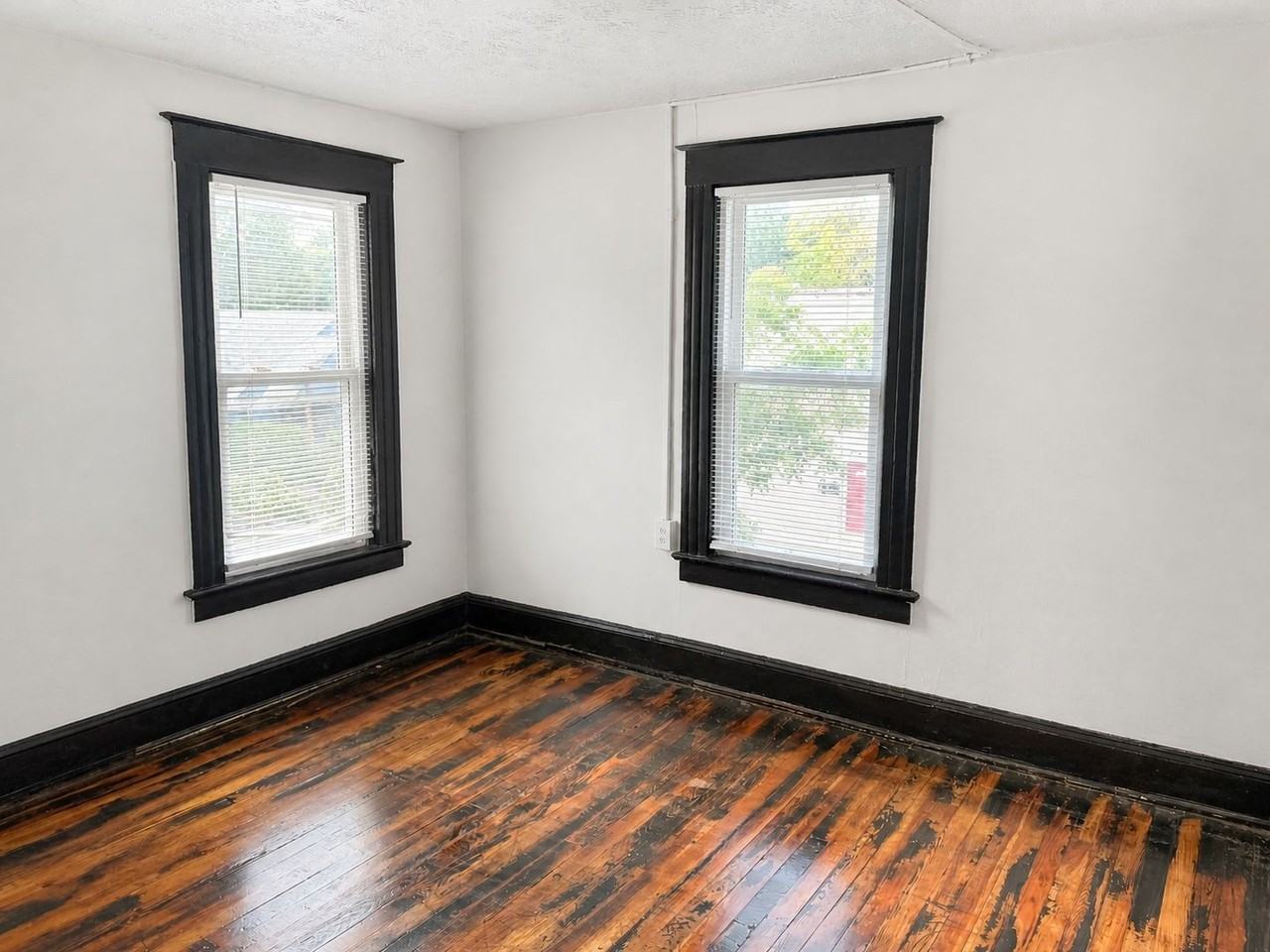 115 Mohawk St - Photo 7 of 8