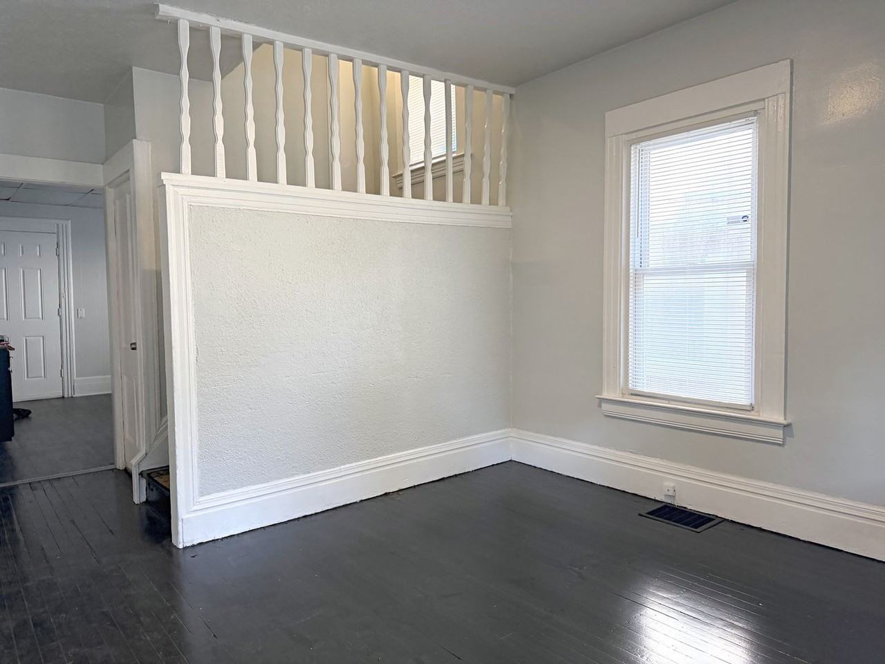 158 Mohawk St - Photo 2 of 10